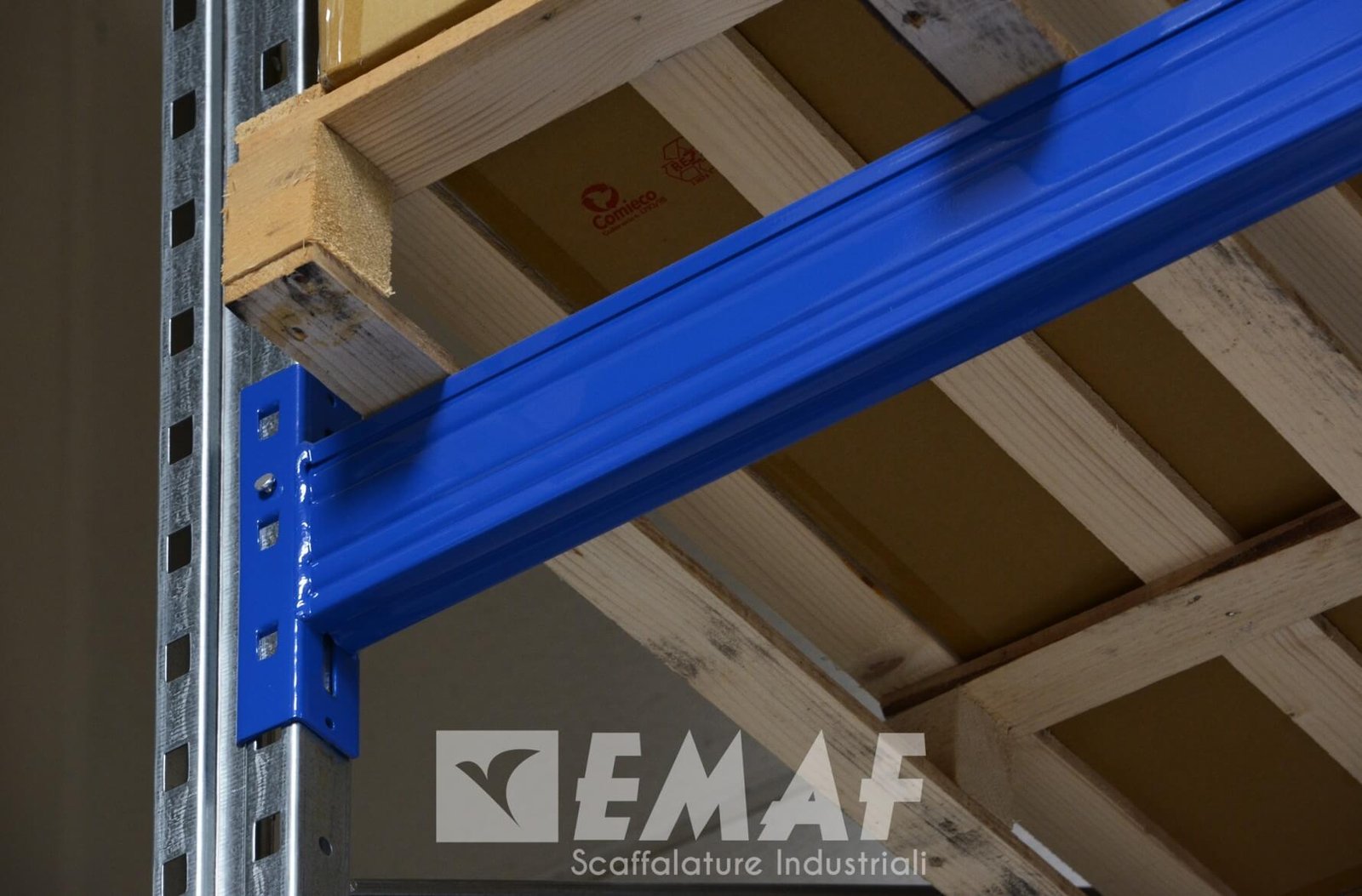 Featured image for “Scaffalature metalliche industriali per magazzino: le scelte più giuste”