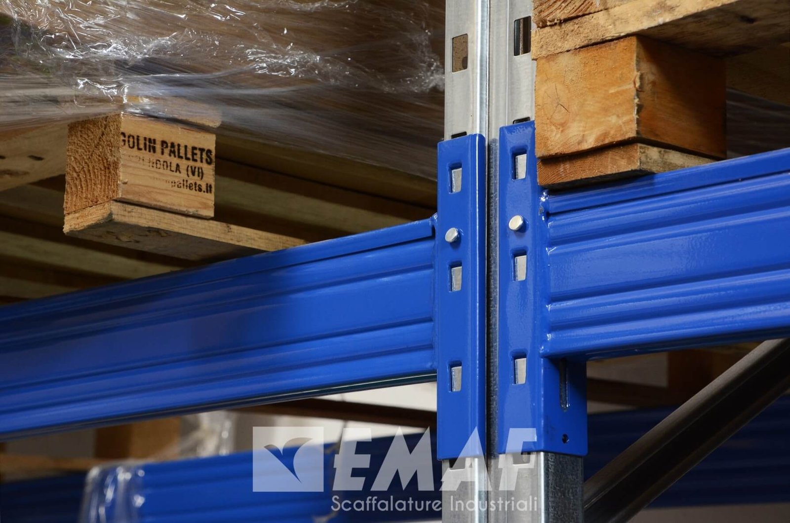 Featured image for “Quali normative regolano l’uso della scaffalatura?”