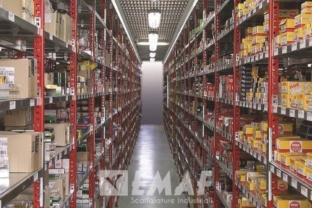 Featured image for “Scaffalature metalliche industriali ad incastro – EM36_300G mod. DONATELLO  – 30 campate da 6 ripiani”