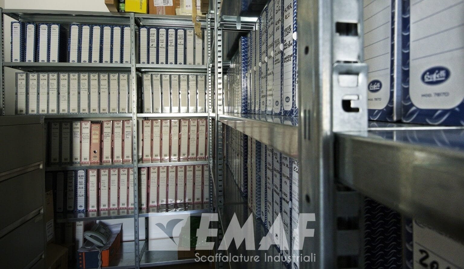 Featured image for “Scaffalature metalliche industriali ad incastro – EM36_200  Mod. DONATELLO – 4 campate da 4 ripiani”