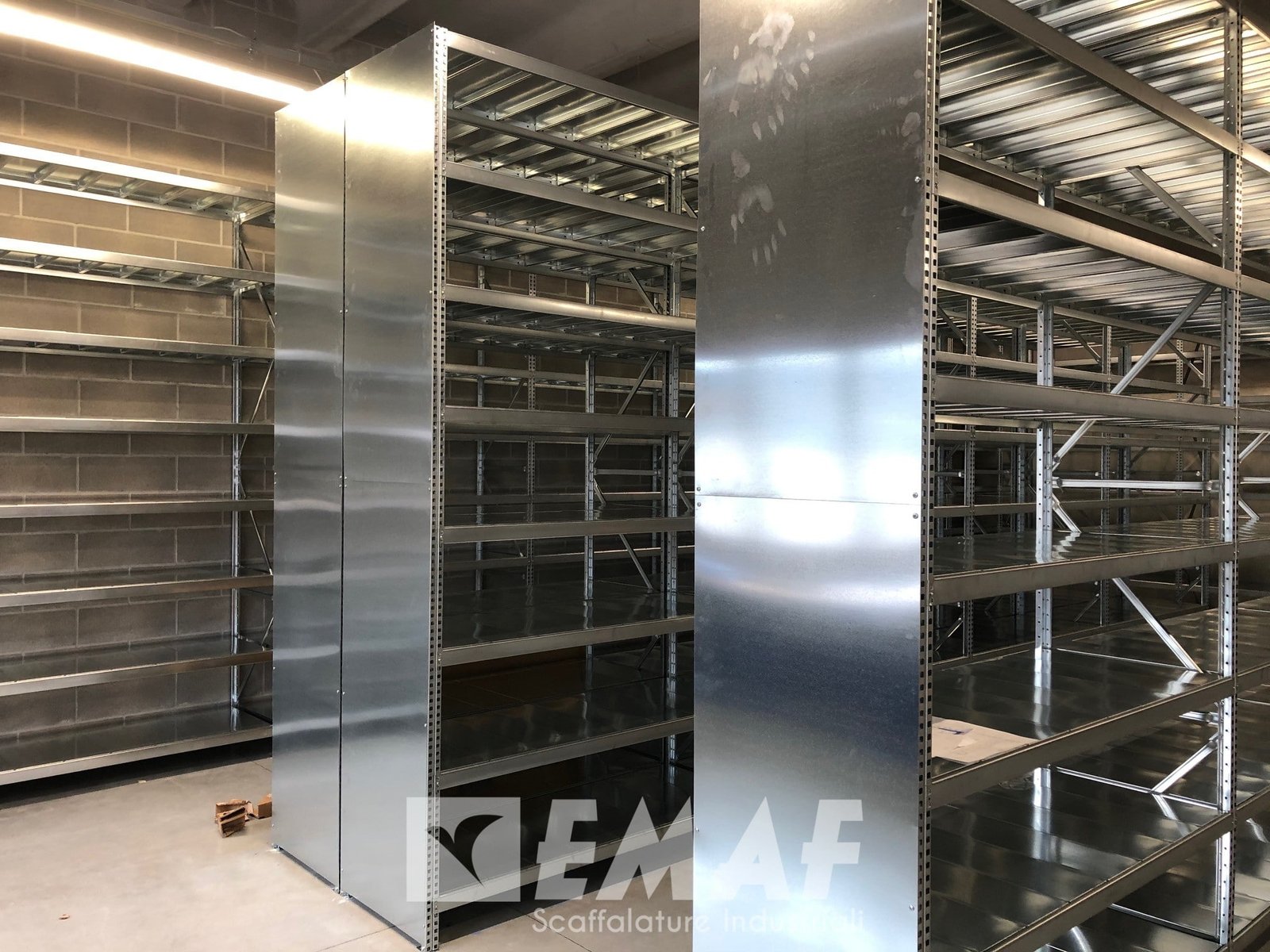 Featured image for “Scaffalatura per picking a Noventa Padovana (PD)”