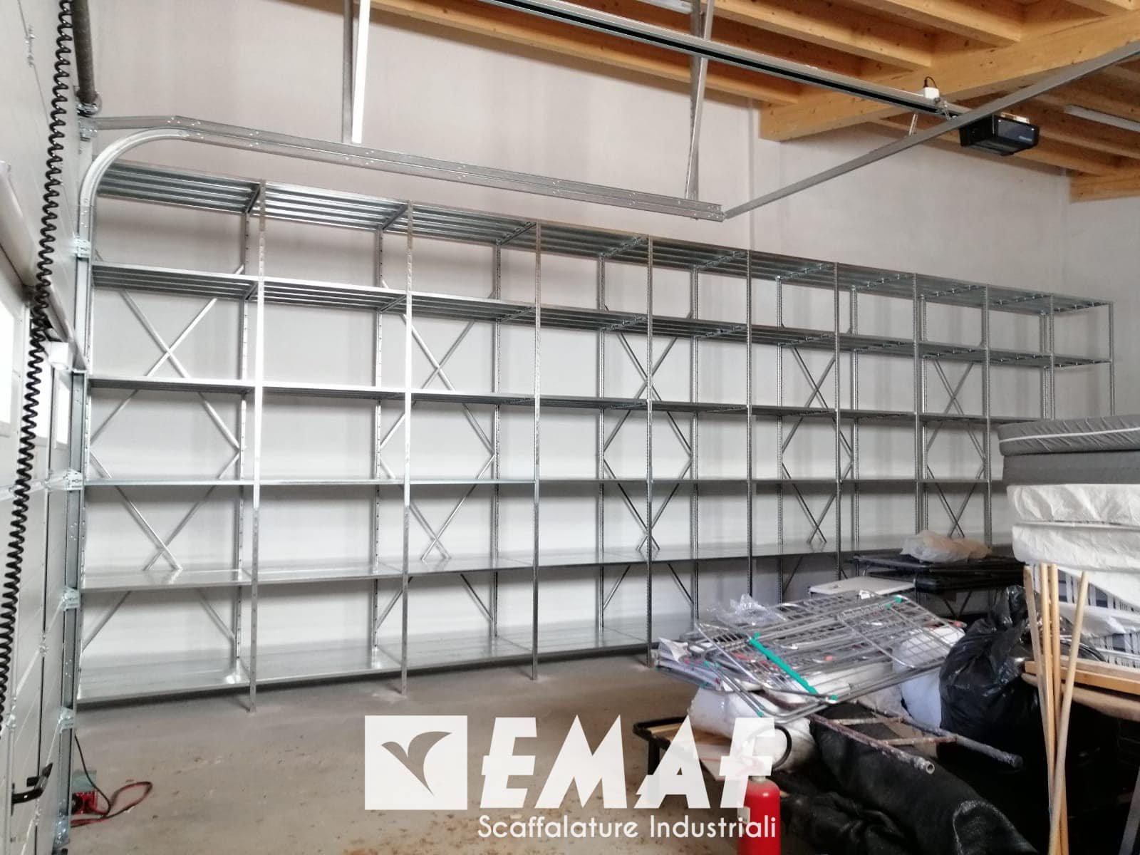 Featured image for “Jesolo (VE). In un villaggio turistico installate scaffalatura leggera ad incastro e scaffalatura per picking”