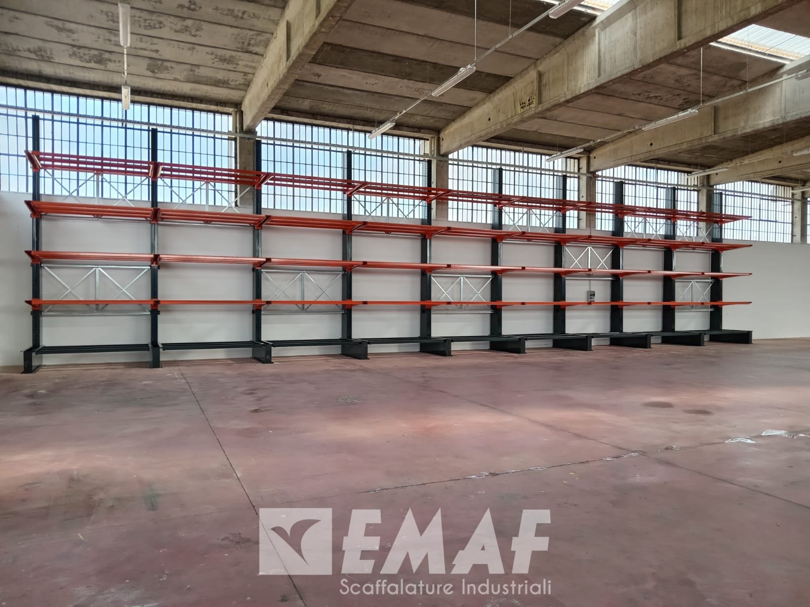 Featured image for “Scaffalatura Cantilever EMAF per carrozzerie ad Alessandria”