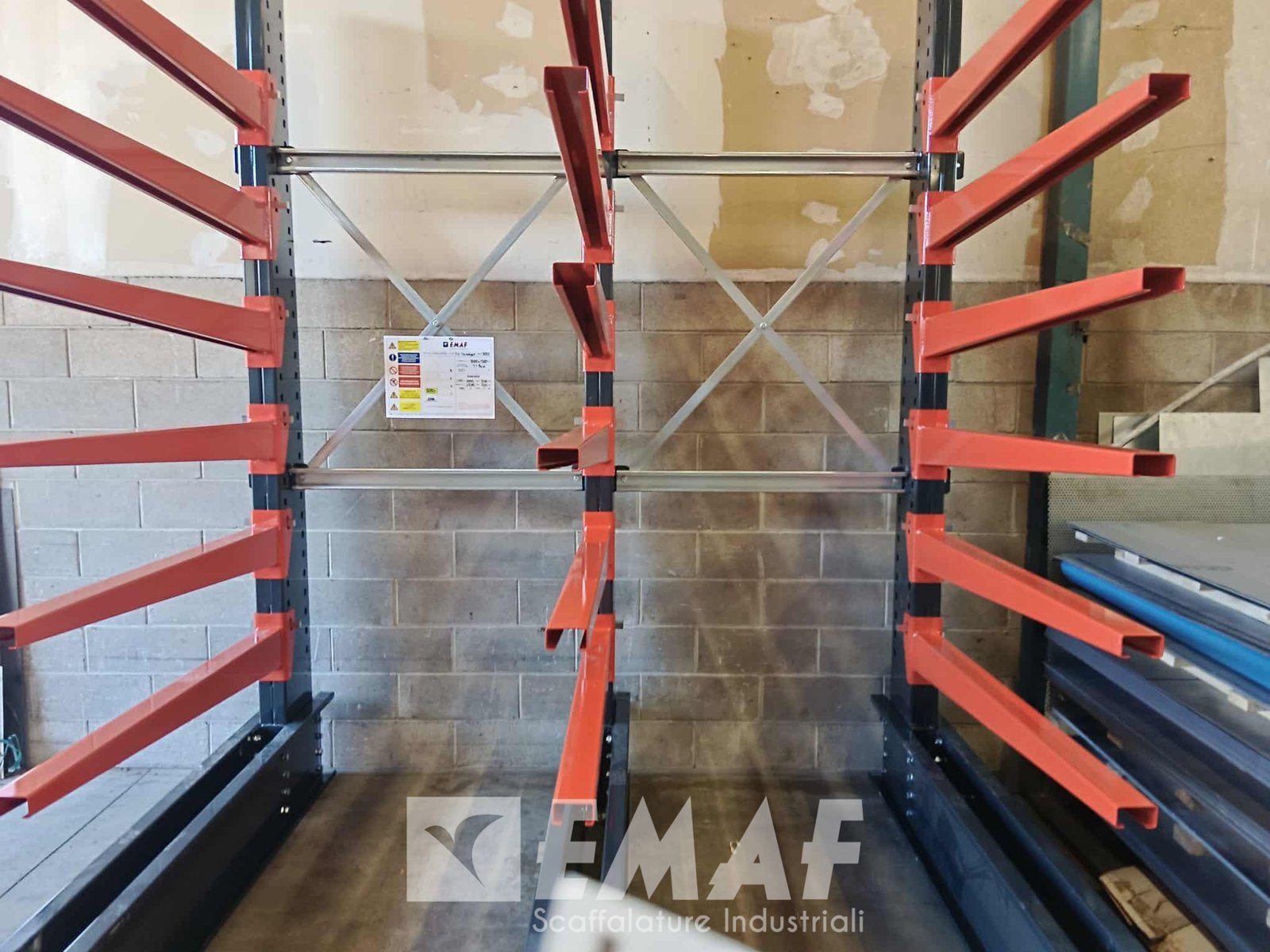 Featured image for “Piccolo è bello. Scaffalatura Cantilever installata a Treviso”