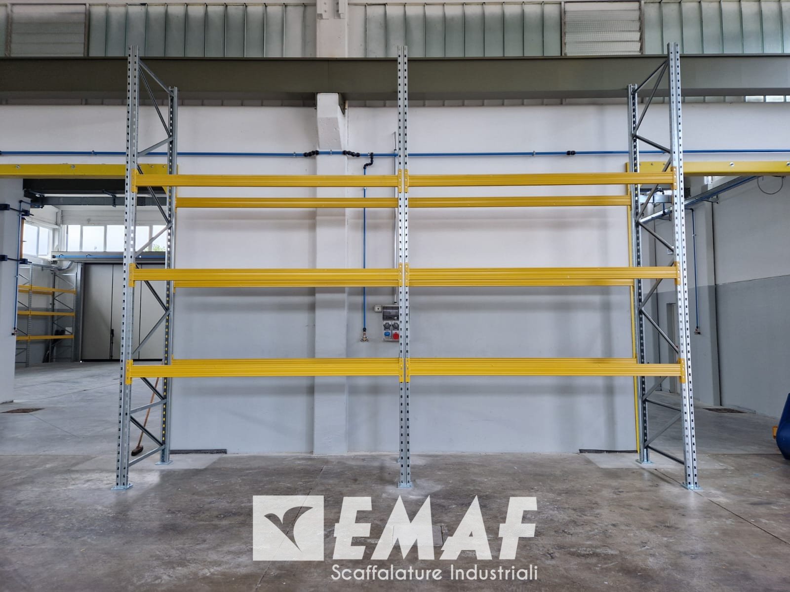 Featured image for “Installazione di scaffalatura portapallet Giotto, qualità Emaf, a Castelnovo Bariano (RO)”
