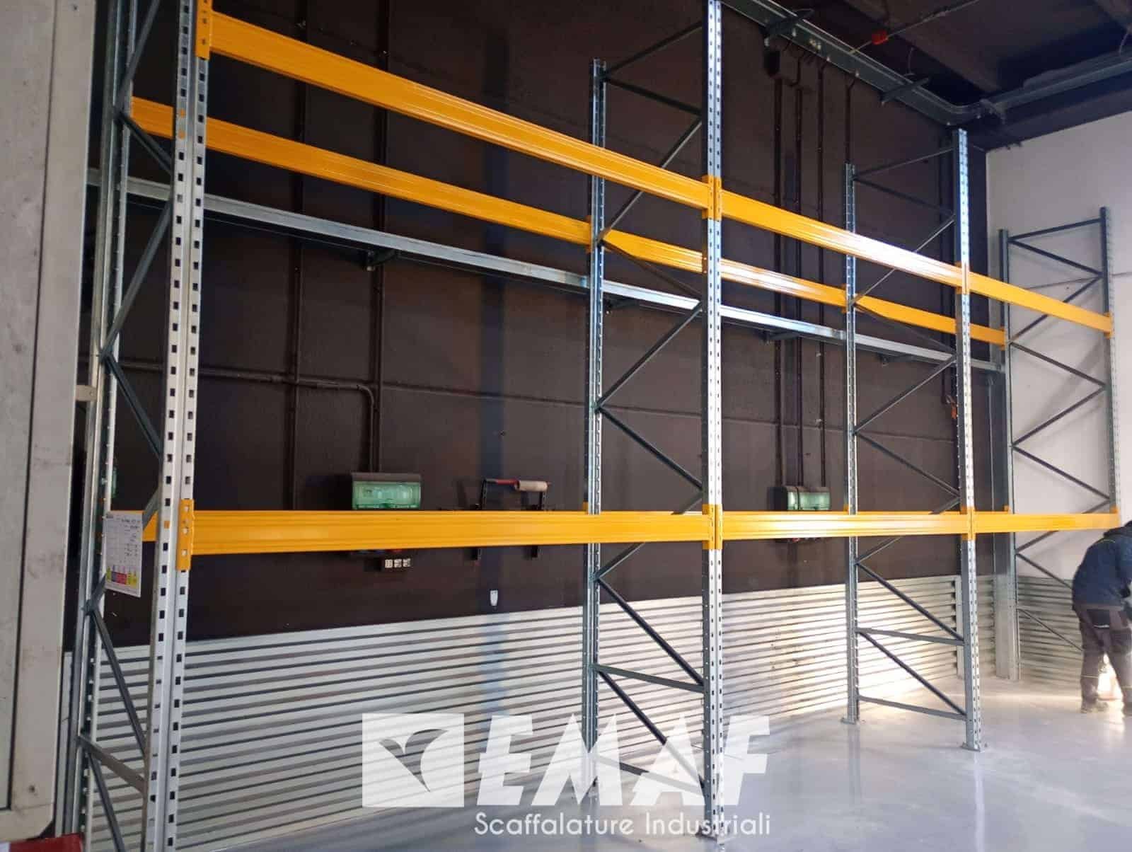 Featured image for “Emaf Scaffalature Industriali: soluzioni di stoccaggio su misura per Sweet Beverage”