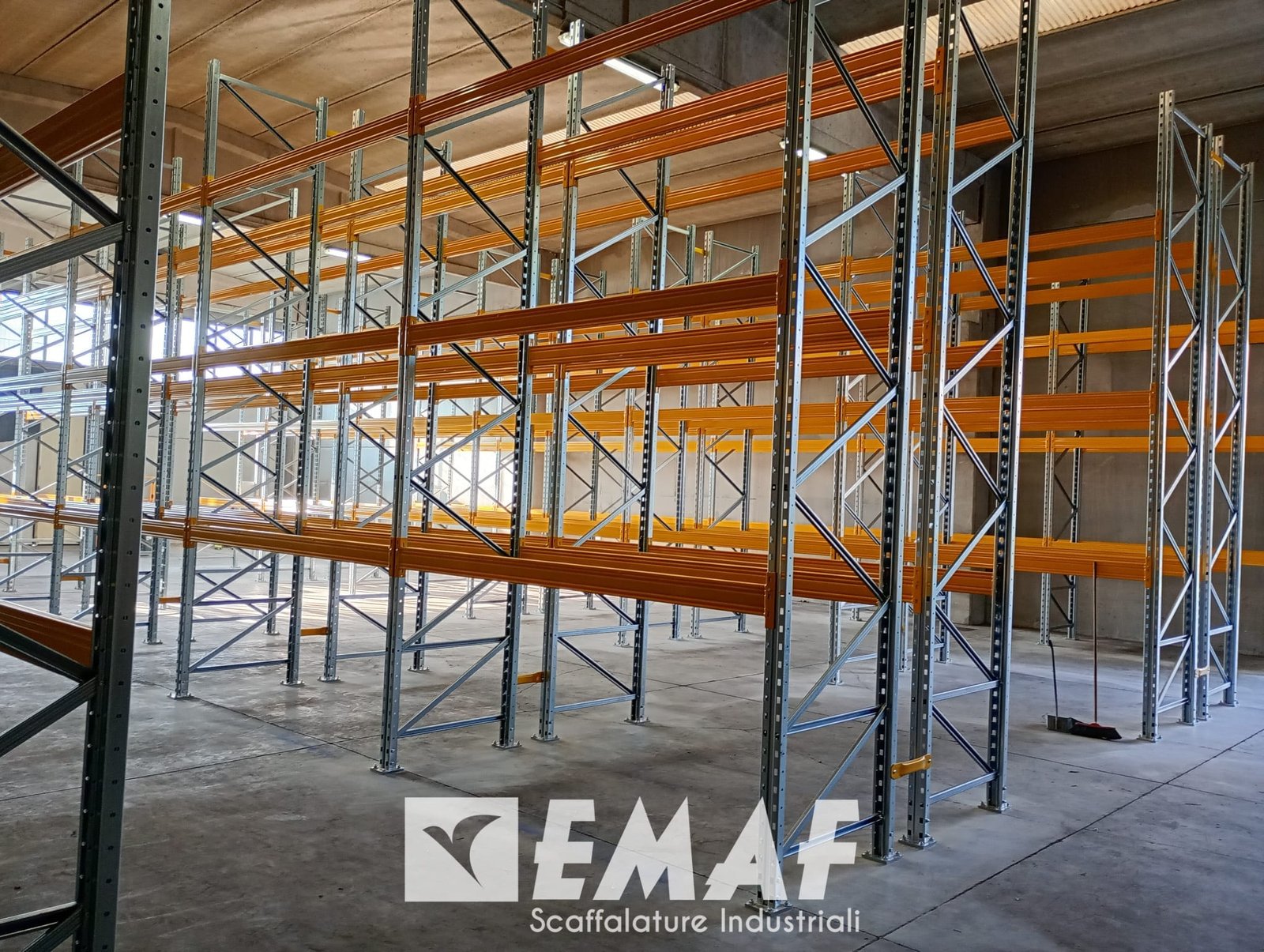 Featured image for “Emaf Scaffalature Industriali realizza un nuovo impianto di stoccaggio per Alpimatix Srl”